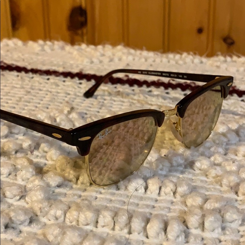 Ray ban